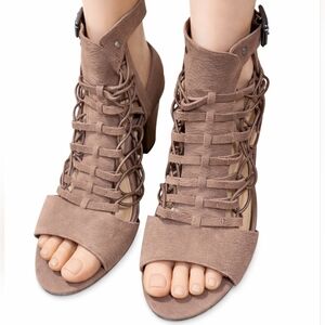 Vince Camuto Brown Gladiator Sandals sz 9 Heels Shoes